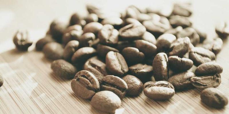 斯滕伯格爱情三元论：用心理学科学构建与维护亲密关系的个人成长指南